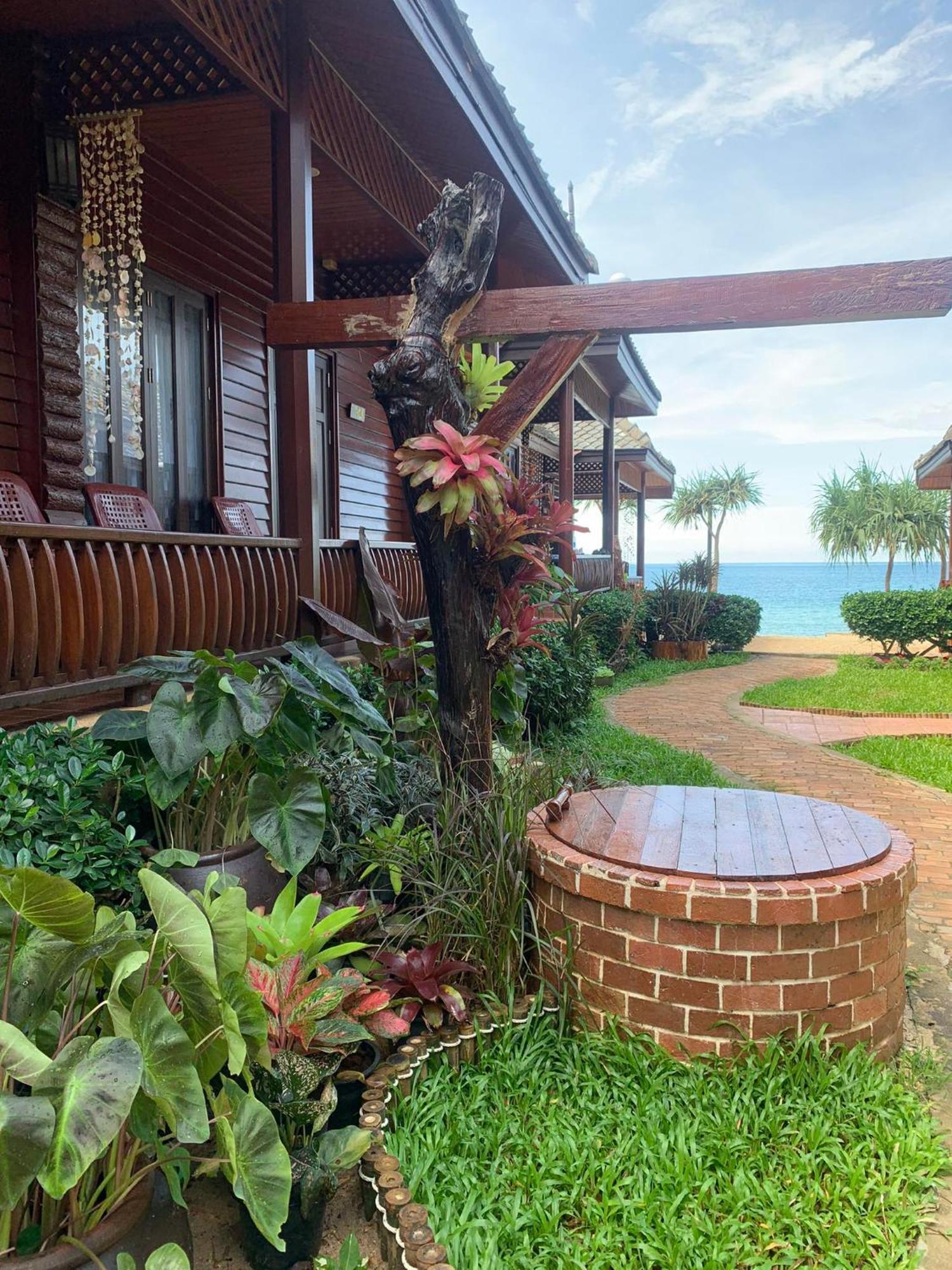 Hotel Baan Pakgasri Hideaway à Ko Lanta Extérieur photo